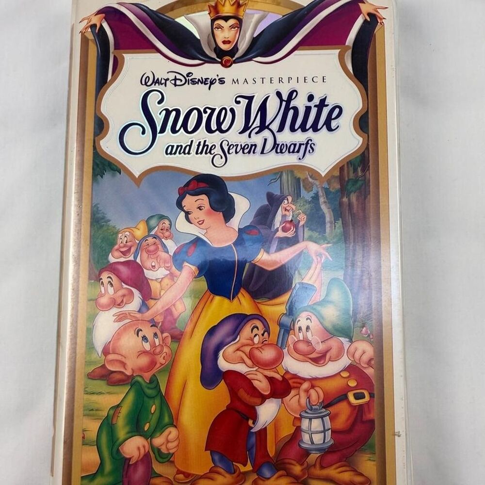 Snow White Classic VHS Vintage Used